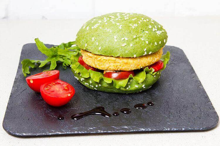 Вегетарианский бургер картинка