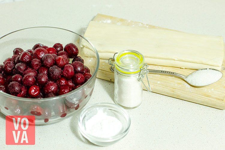 ингредиенты для корзинок с вишнями