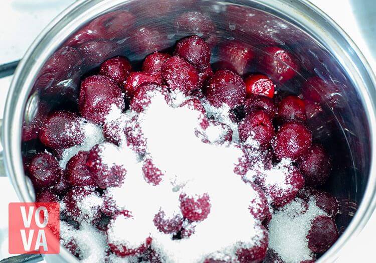 вишни с сахаром