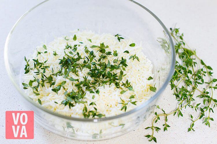 брынза с тимьяном