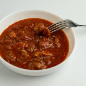 Гуляш куриный в томатном соусе (готовое блюдо к употреблению) ТМ Winner's Food 0,5кг - фото 1